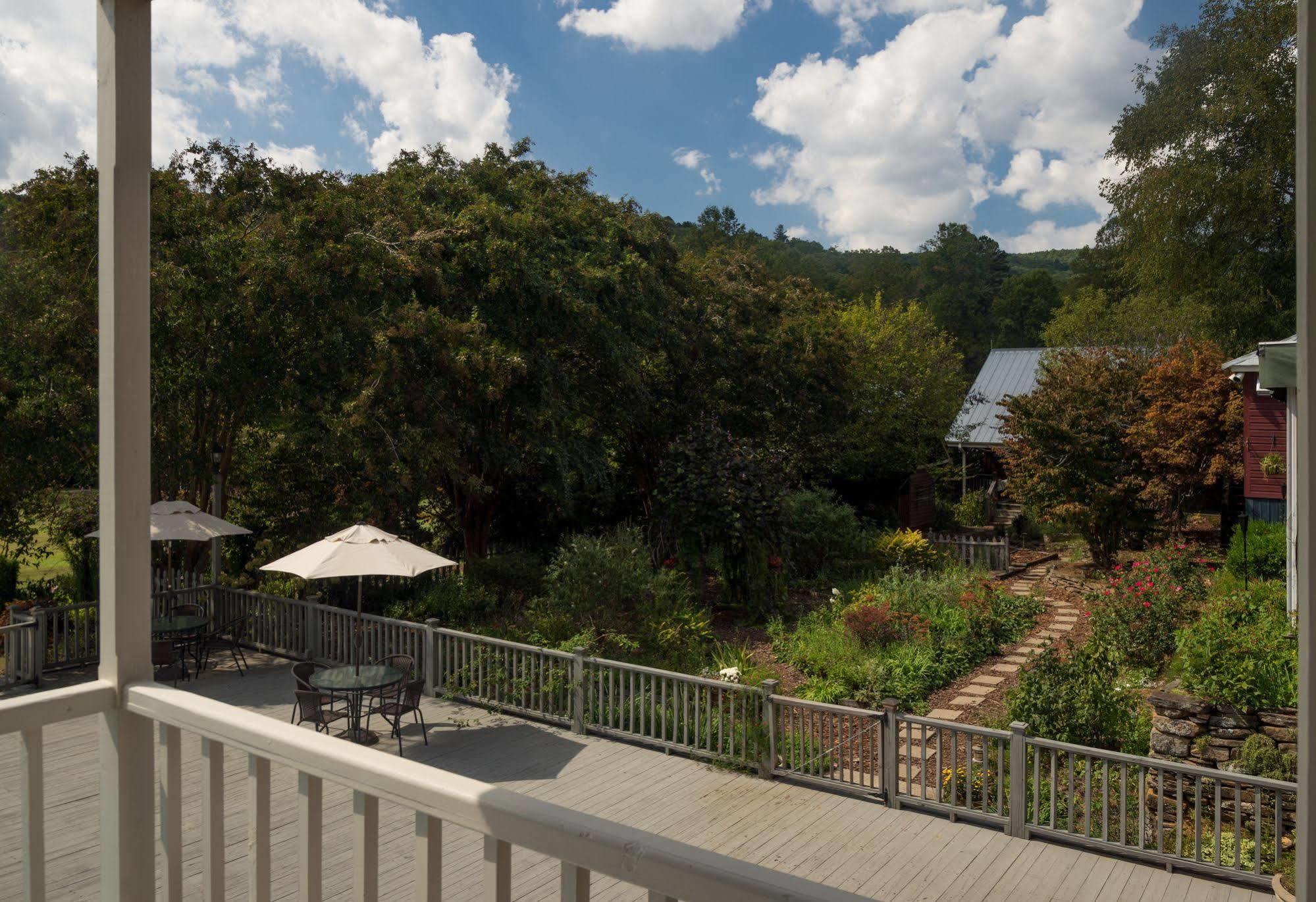 Glen-Ella Springs Hotel & Restaurant Clarkesville Екстер'єр фото