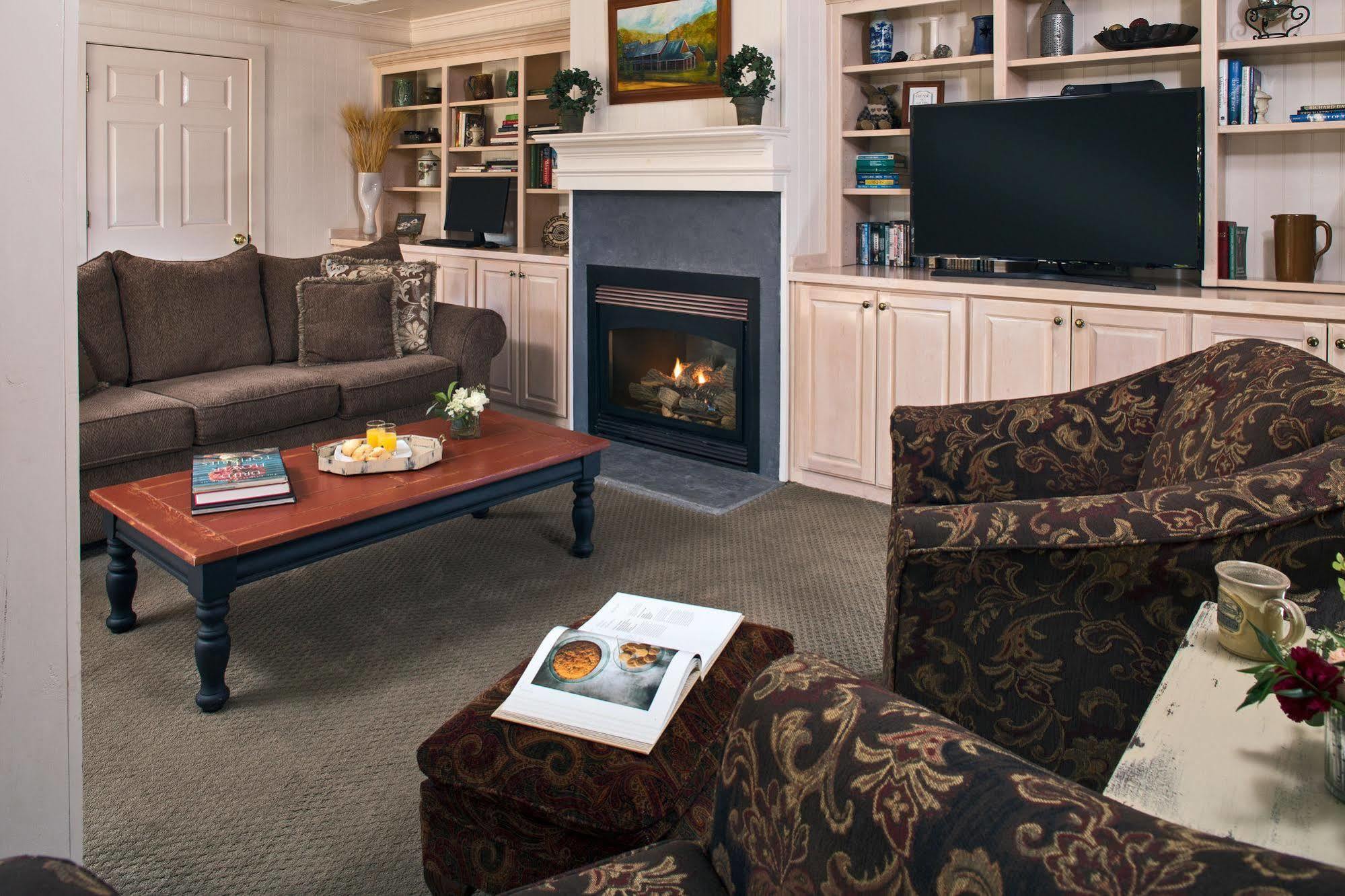 Glen-Ella Springs Hotel & Restaurant Clarkesville Екстер'єр фото